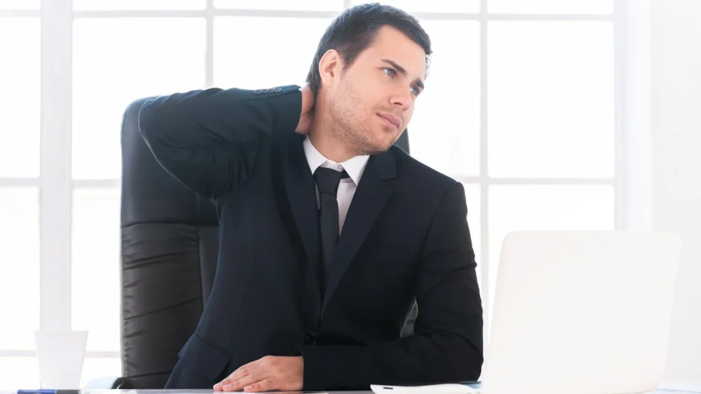 Biomechanics of Movement: How Correct Posture Prevents Recurrent Injuries